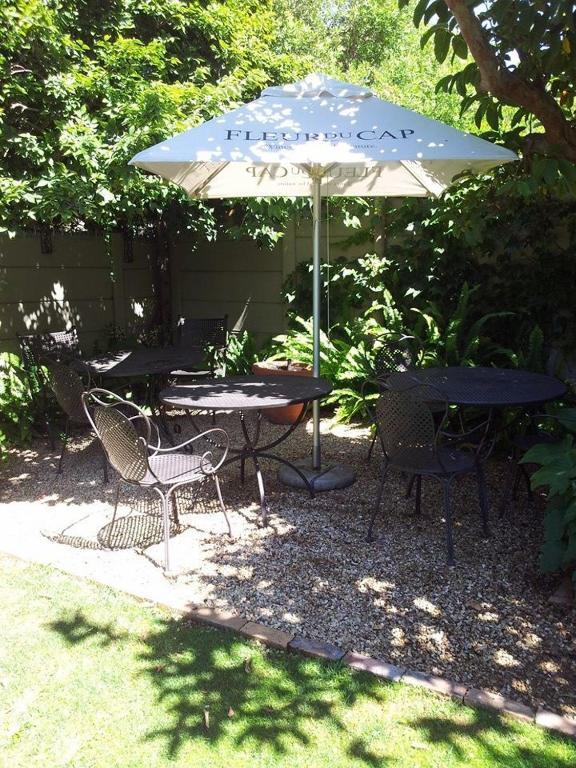 Oak Village B&B Stellenbosch Exterior foto